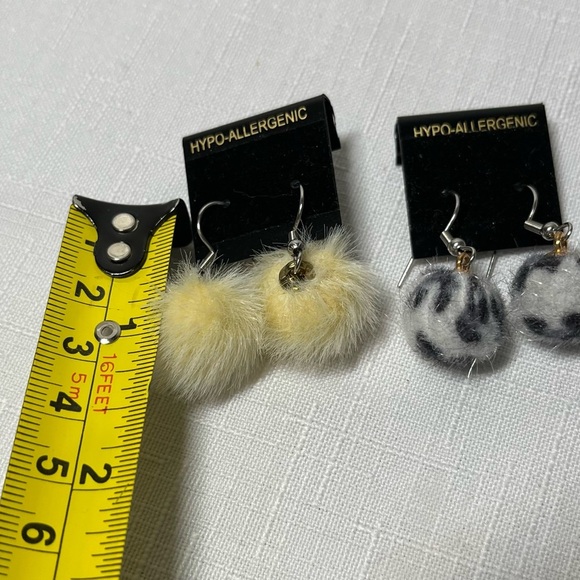 Pom Pom Fuzzy Cream and Gray Earrings. Handmade. Hypo allergenic - Picture 3 of 4